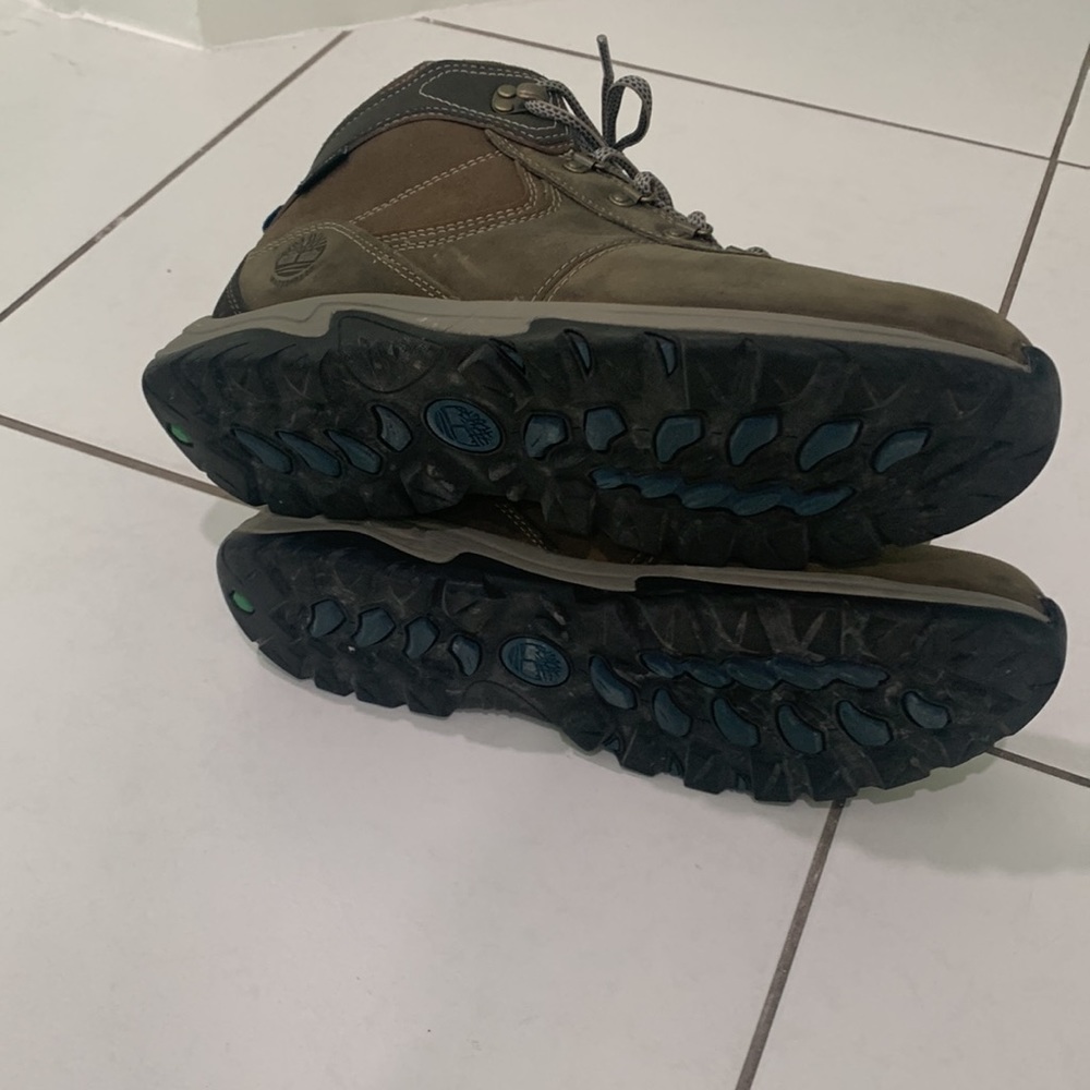 Womens Timberland Hiking Boots - Picture 5 of 12